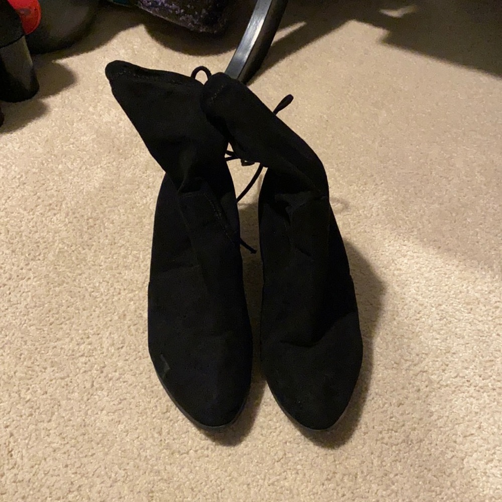 Black heeled booties